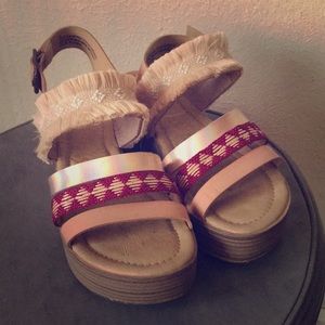 Women’s size 6 Blowfish Wedges